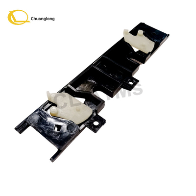 445-0582423 4450582423 ATM Spare Parts NCR S1 Plastic Cassette Truck Door With Pusher Assy NCR Cassette Pusher